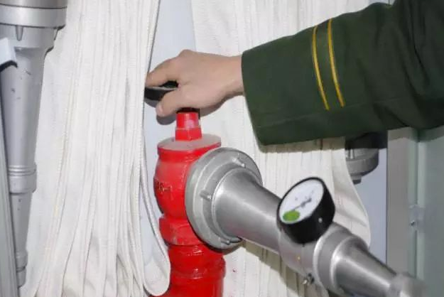 消防检测火栓系统试水检测装置的使用方法